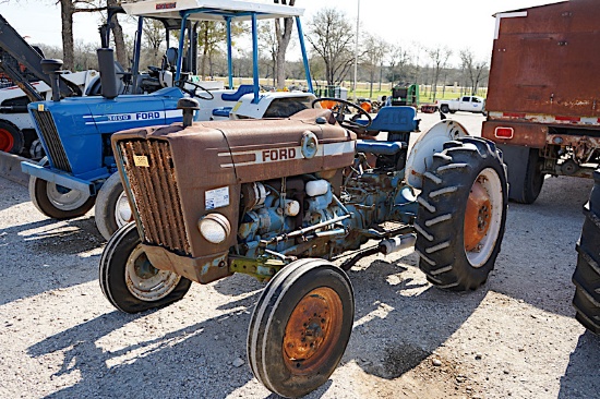 FORD 2600 TRACTOR (SERIAL # C574414) (UNKNOWN HOURS) (K)