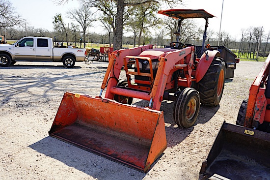 KUBOTA M6040 TRACTOR W/ KUBOTA LA1153 LOADER (SERIAL # 0408) (SHOWING APPX 2,529 HOURS, UP TO THE BU