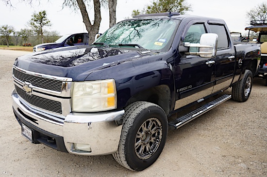 2007 CHEVROLET 2500 PICKUP (VIN # 1GCHK23627F538084) (SHOWING APPX 189,594 MILES, UP TO THE BUYER TO