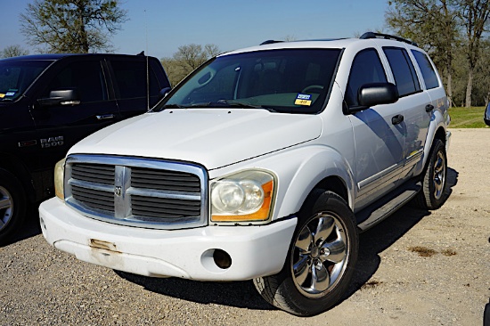 2005 DODGE DURANGO (VIN # 1D8HD48D75F521289) (SHOWING APPX 281,800 MILES, UP TO THE BUYER TO DO THEI