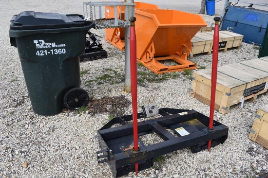 SKID STEER HAY SPEAR