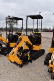 LAND HERO MINI EXCAVATOR (SERIAL # 131080) (K)