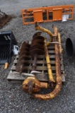 DANUSER POSTHOLE DIGGER W/ 9