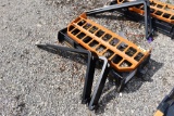SKID STEER PALLET FORK