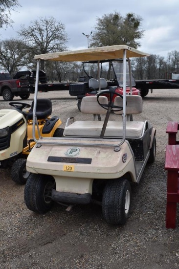 CLUB CAR GOLF CART W/ CHARGER (SERIAL # A831644522) (K)