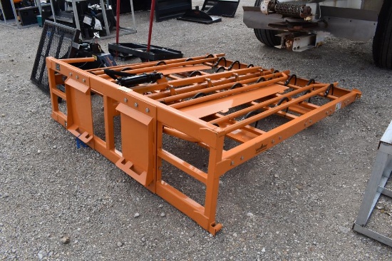 SKID STEER HAY GRAPPLE