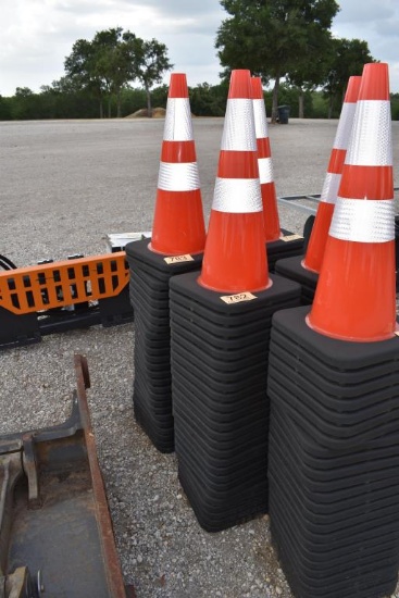 25 TRAFFIC CONES