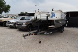 2008 18' SUN CRUISER BY LOWE PONTOON BOAT (NO MOTOR) W/ 2008 BOAT TRAILER (BOAT VIN # LWCP0073J708)
