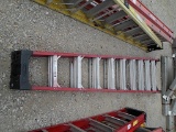 10' STEP LADDER