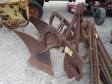2 BOTTOM PLOW 3PT