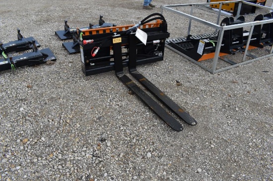 SKID STEER HYDRAULIC PALLET FORK