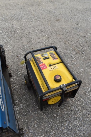 CHAMPION 3500 WATT GENERATOR