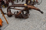 POSTHOLE DIGGER