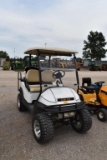 CLUB CAR GOLF CART ELECTRIC W/ CHARGER (NOT RUNNING) (SERIAL # PHC0943-064380) (K)