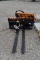 SKID STEER HYDRAULIC PALLET FORK