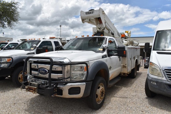 2016 FORD F550 POWERSTROKE 4X4 PICKUP W/ VERSALIFT BUCKET, DIESEL (VIN # 1FDUF5HT0GEA66133) (SHOWING