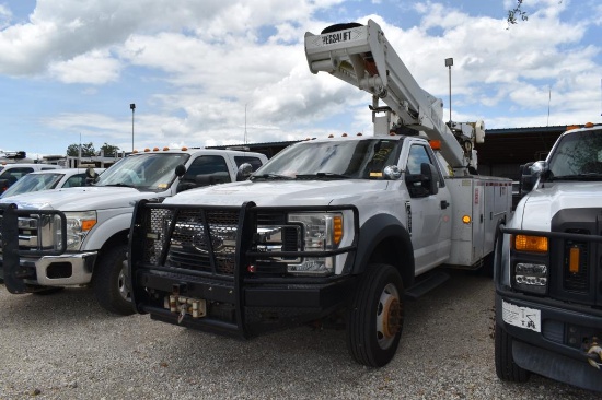 2017 FORD F550 4X4 PICKUP W/ VERSALIFT BUCKET, DIESEL (VIN # 1FDUF5HY0HED68650) (SHOWING APPX 196,61