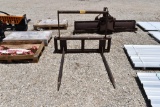 LOADER HAY SPEAR