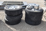 6 - 275 X 70R19.5 TIRES AND RIMS