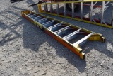 10' STEP LADDER