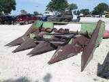 JD 444 4 ROW CORN HEADER