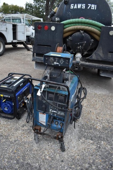 MILLER CP300 MIG WELDER