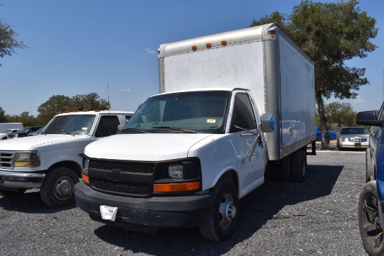 2006 Chevrolet Box Truck (Vin # 1gbjg31ux61208185) (Showing Appx 149,876 Miles, Up To The Buyer To D