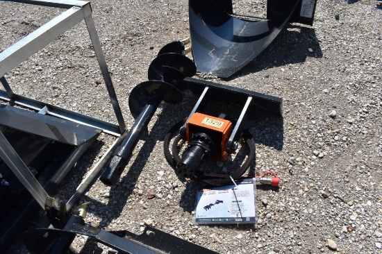 MINI SKID STEER POSTHOLE DIGGER