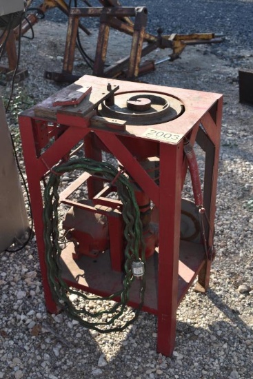 BENDING MACHINE