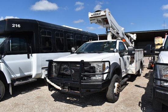 2019 FORD F550 POWERSTROKE PICKUP W/ VERSALIFT BUCKET 4X4 (VIN # 1FDUF5HT2K