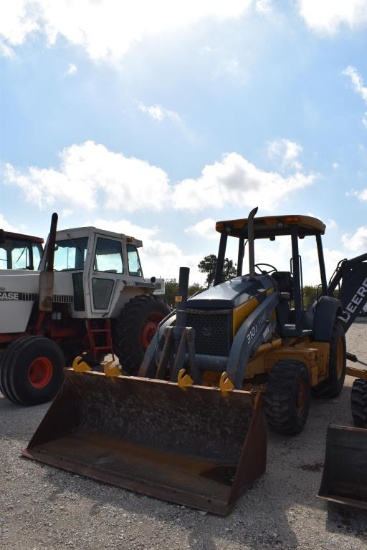 JD 310J BACKHOE 4X4 (SERIAL # T0310JX149906) (SHOWING APPX 2,842 HOURS, UP