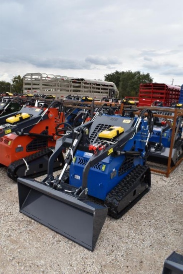 Zj-380 Mini Skid Steer (Serial # Zj202606410)