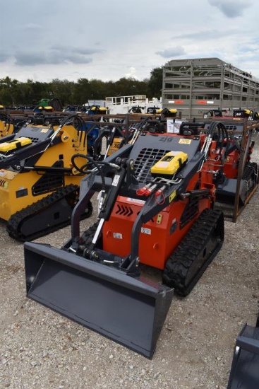 Zj-380 Mini Skid Steer (Serial # Zj202606407)