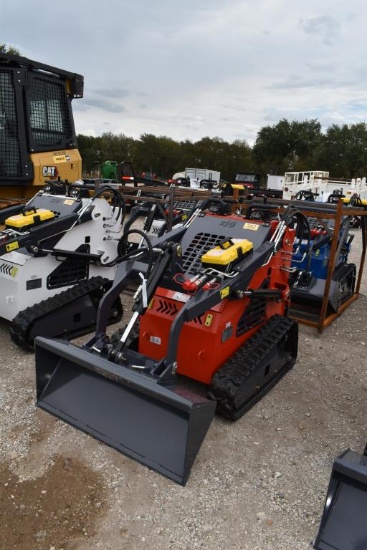 Zj-380 Mini Skid Steer (Serial # Zj202606409)