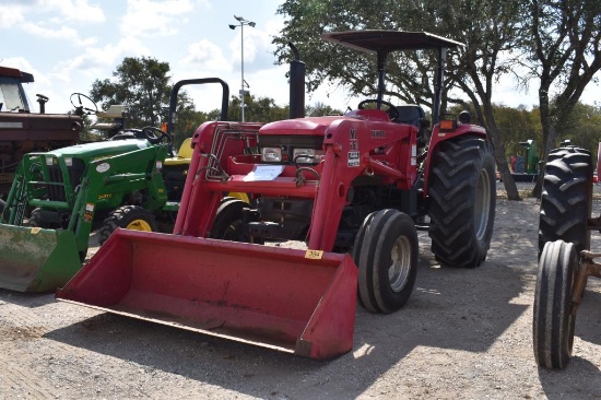 MAHINDRA 6000 TRACTOR W/ MAHINDRA ML260 LOADER (SERIAL # RP3226) (SHOWING A
