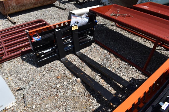 SKID STEER HYDRAULIC PALLET FORK