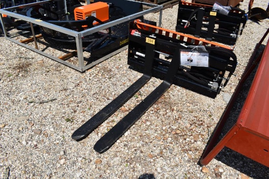 Skid Steer Hydraulic Pallet Fork