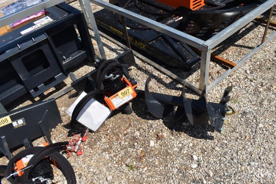 MINI SKID STEER POSTHOLE DIGGER