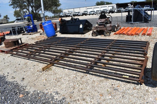 2 - 16' PIPE GATES