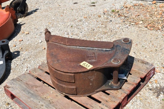 14" Cat Backhoe Bucket