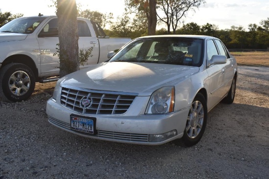 2010 Cadillac Cavender (Vin # 1g6ka5ey0au132741) (Showing Appx 157,480 Mile