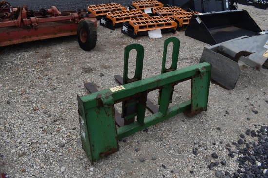 LOADER PALLET FORK