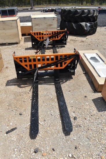 SKID STEER HYDRAULIC PALLET FORK