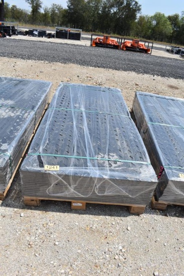 15 - 4' X 8' GROUND PROTECTION MATS