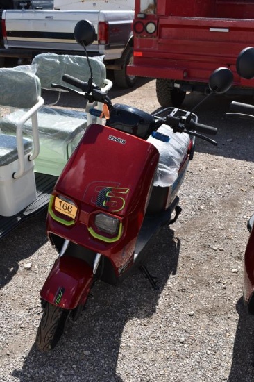 ELECTRIC SCOOTER (SERIAL # HY202605050154) (K)