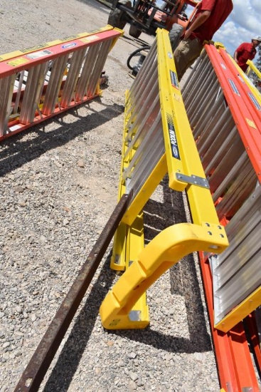 8' PLATFORM LADDER