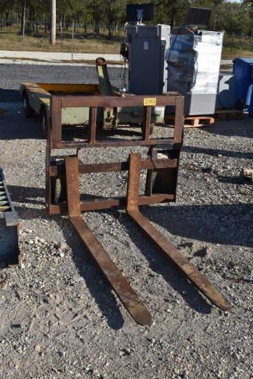 Skid Steer Pallet Fork