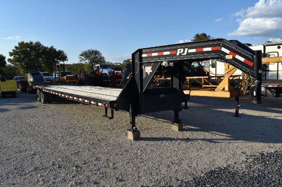 2020 PJ 35' + 5' DOVE GOOSENECK TRANDEM DUAL TRAILER (VIN # 4P5LD4025L13210