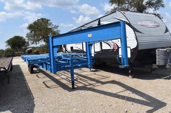 8 BALE GOOSENECK TRAILER (PLATE # GGNN52) (REGISTRATION PAPER ON HAND AND W