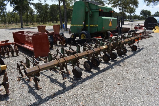 6 ROW CULTIVATOR 3PT